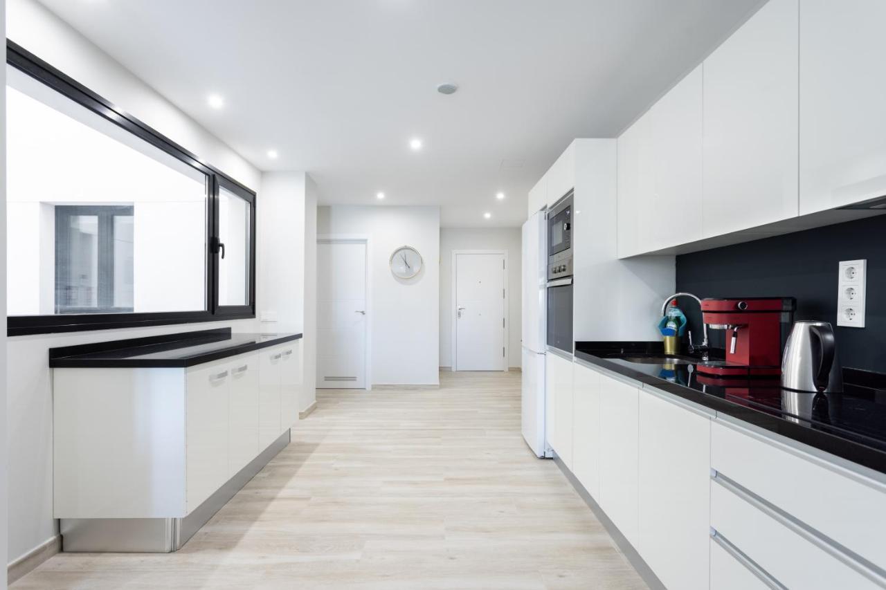 New 140M2 Loft-Style Flat At Town Heart, 3 Beaches Close Casa Leon El Médano Eksteriør billede