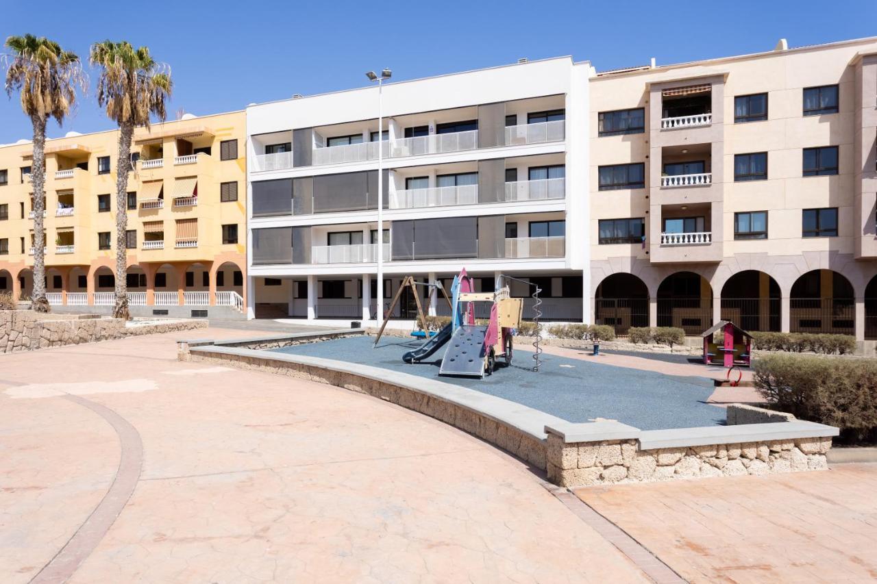 New 140M2 Loft-Style Flat At Town Heart, 3 Beaches Close Casa Leon El Médano Eksteriør billede