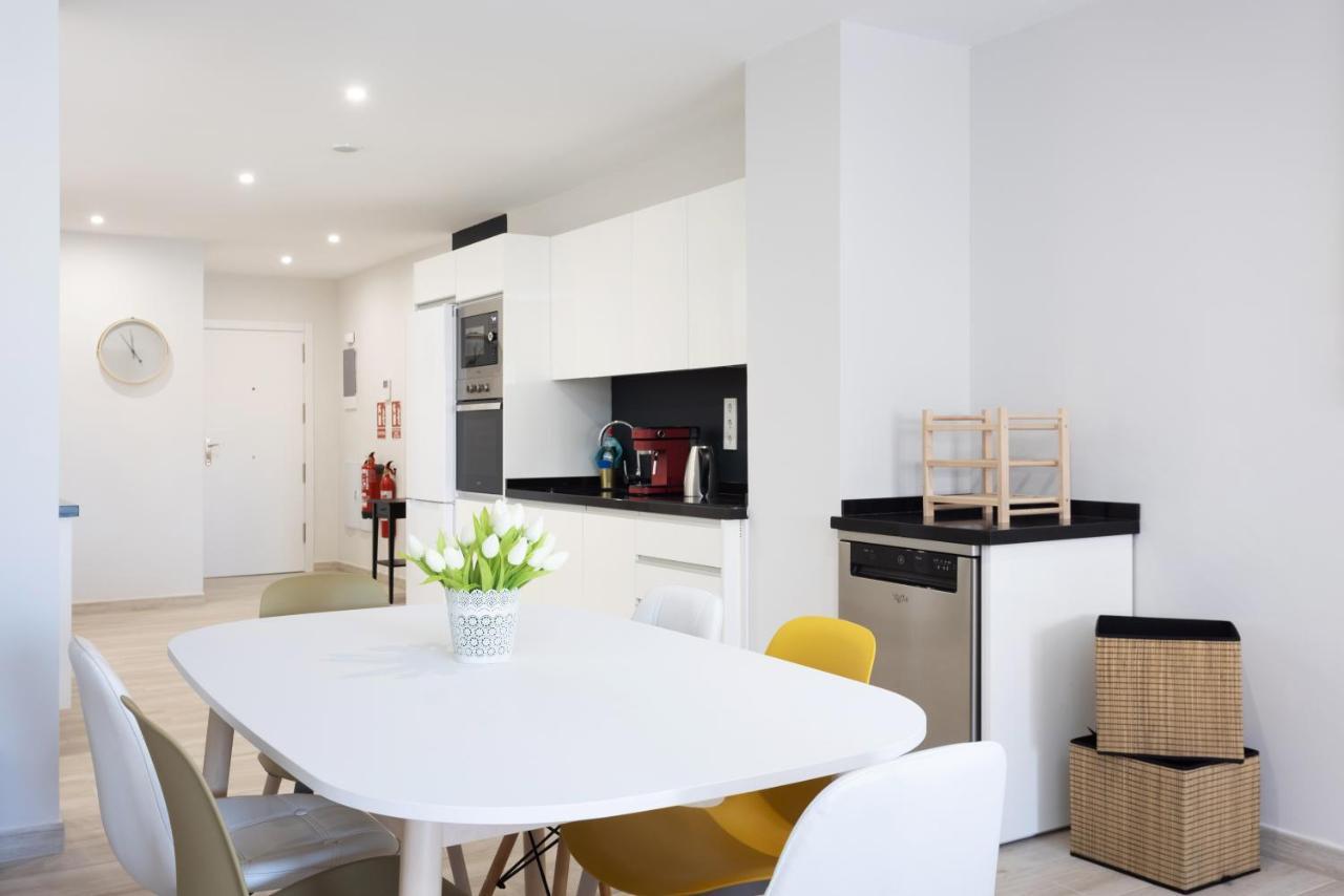 New 140M2 Loft-Style Flat At Town Heart, 3 Beaches Close Casa Leon El Médano Eksteriør billede
