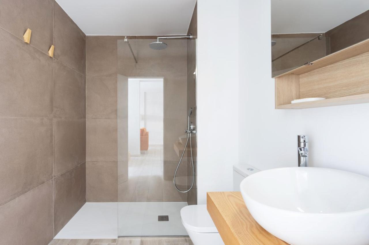 New 140M2 Loft-Style Flat At Town Heart, 3 Beaches Close Casa Leon El Médano Eksteriør billede