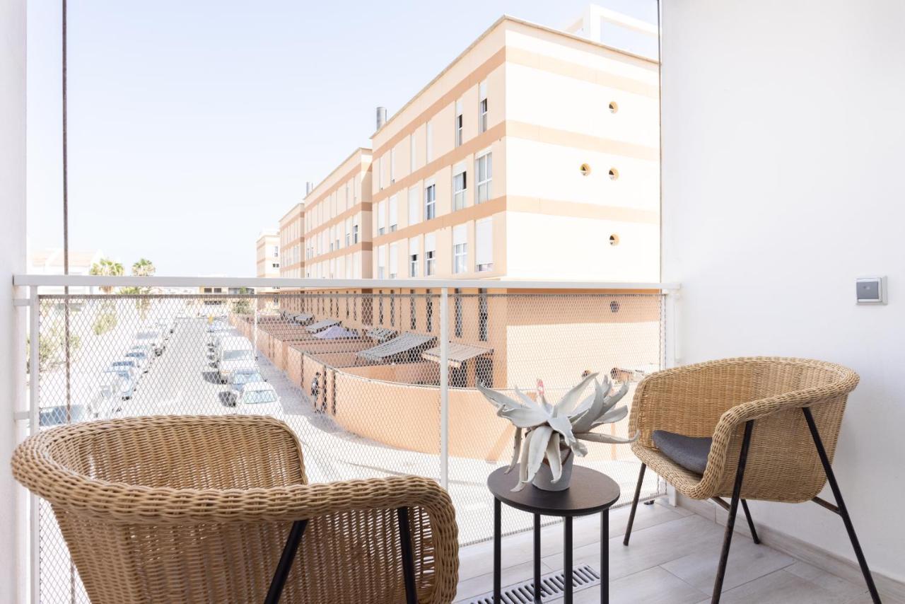 New 140M2 Loft-Style Flat At Town Heart, 3 Beaches Close Casa Leon El Médano Eksteriør billede