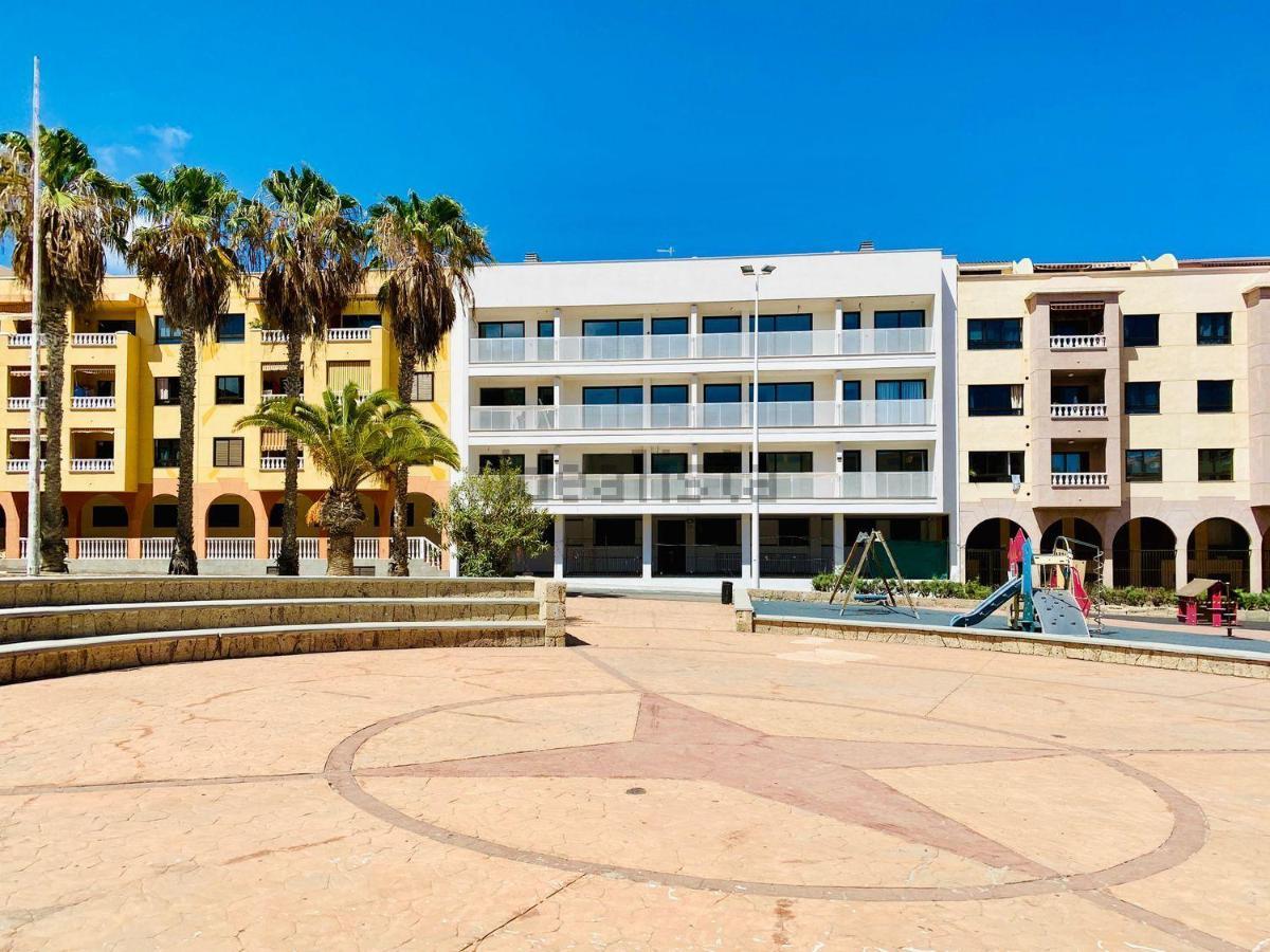 New 140M2 Loft-Style Flat At Town Heart, 3 Beaches Close Casa Leon El Médano Eksteriør billede